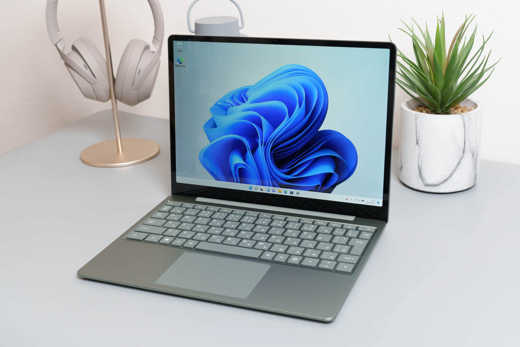 Surface Laptop Go 2 本体